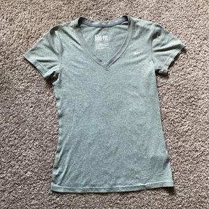 Nike Short Sleeve DRI-FIT top | XS